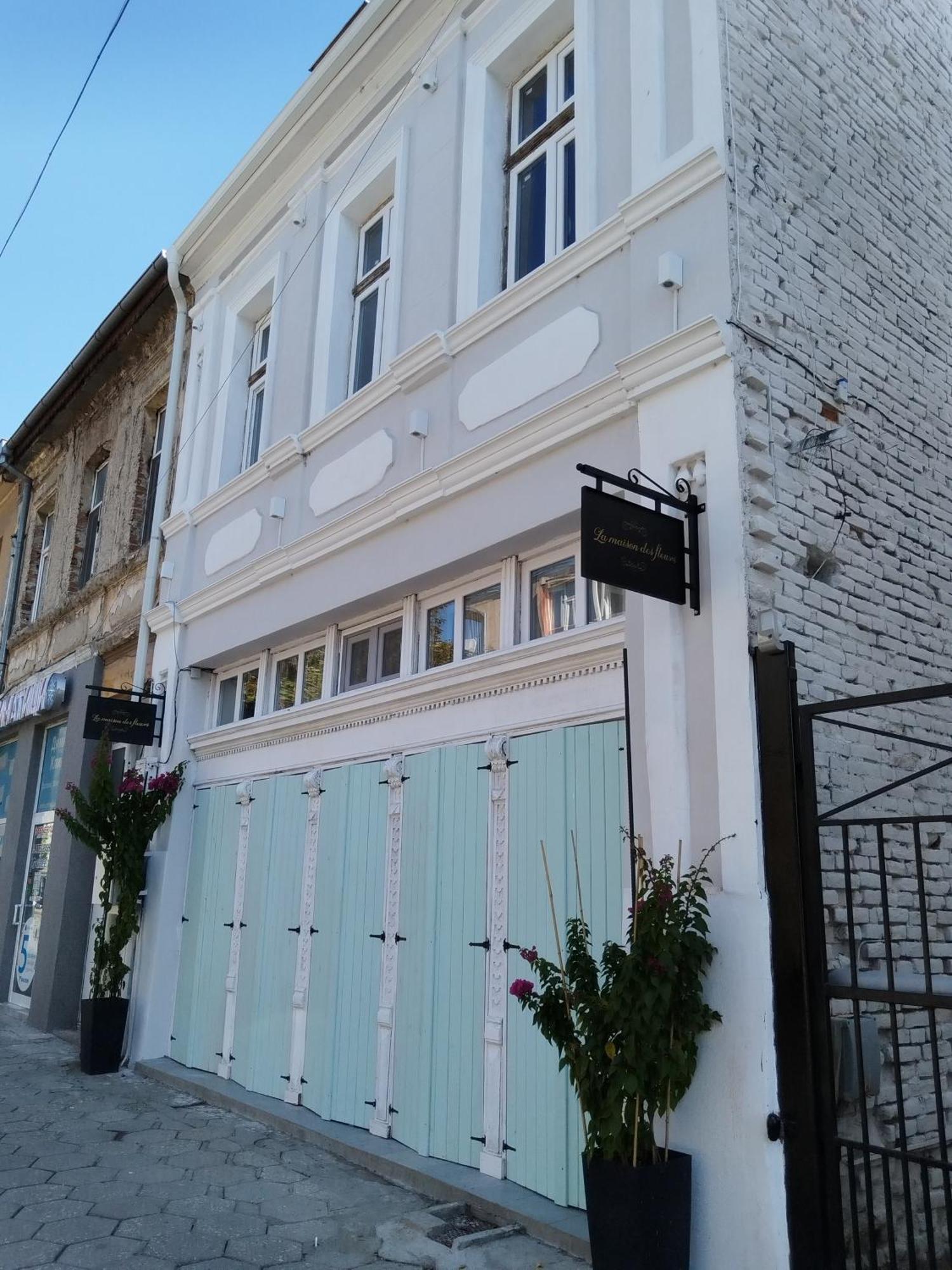 La Maison Des Fleurs * Pazardzhik